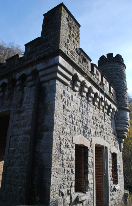 Houyet passage vers Rennes-le-Château