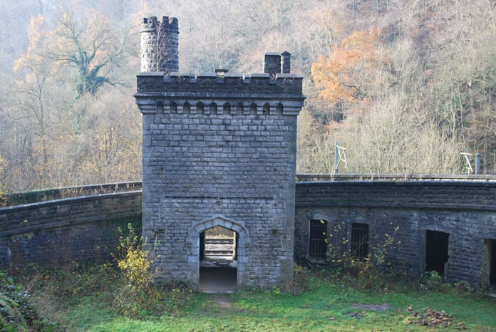 Rampe d'accès à la Halte Royale de Houyet