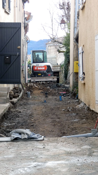 Travaux dans le centre de Rennes-le-Château