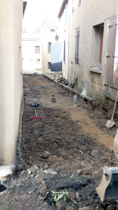 News : travaux à Rennes-le-Château, rue des marronniers