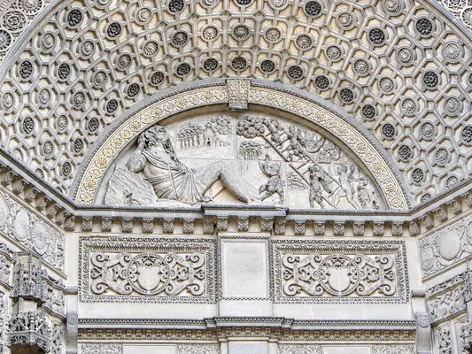 Portail de la façade ouest de l'église saint Protais et saint Gervais de Gisors